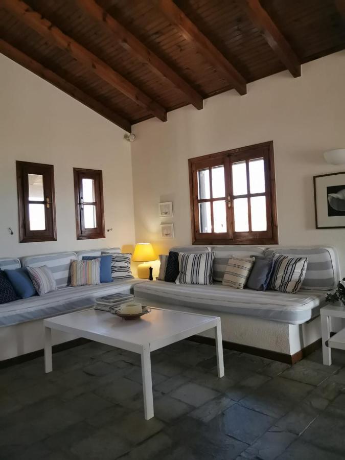 Villa Christina Карфас Екстериор снимка